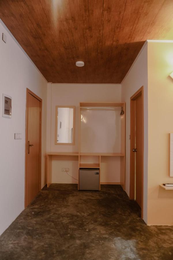 The Zen Den Hotel Thulusdhoo Exterior photo
