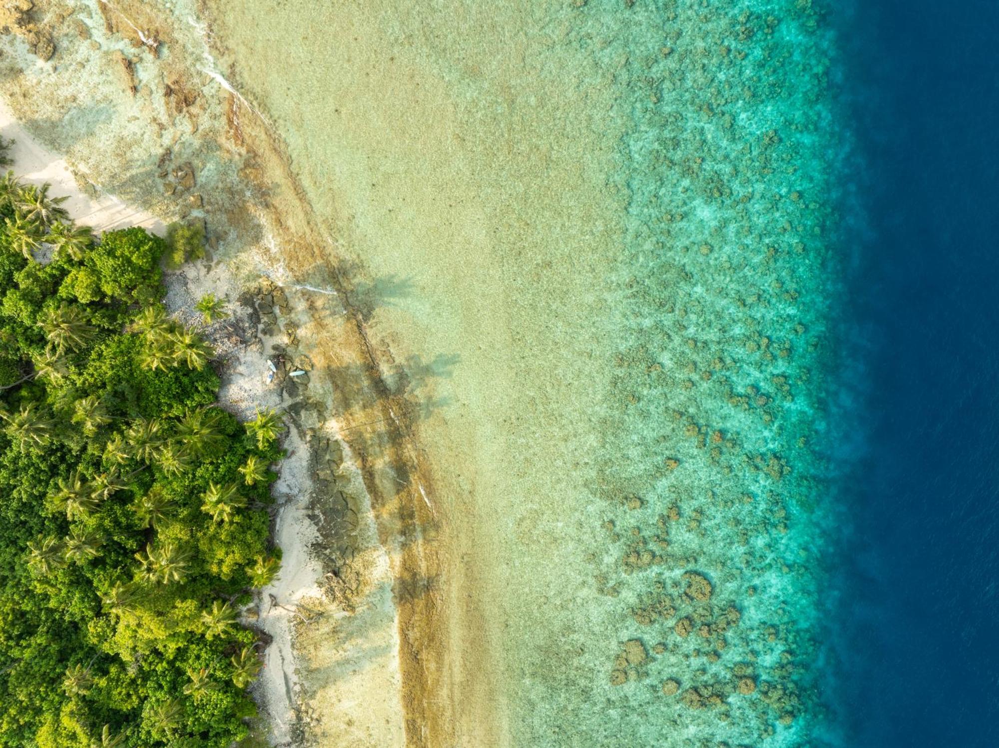 The Zen Den Hotel Thulusdhoo Exterior photo